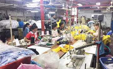 Our t-shirt sewing team are working really hard with confident to ensure best quality sewing and stitching. We are capable to make t-shirt, polo shirt, staff uniform, recycle bags, caps, screen print